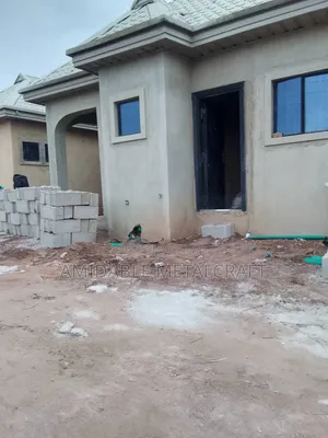 Bricklayer and Masons