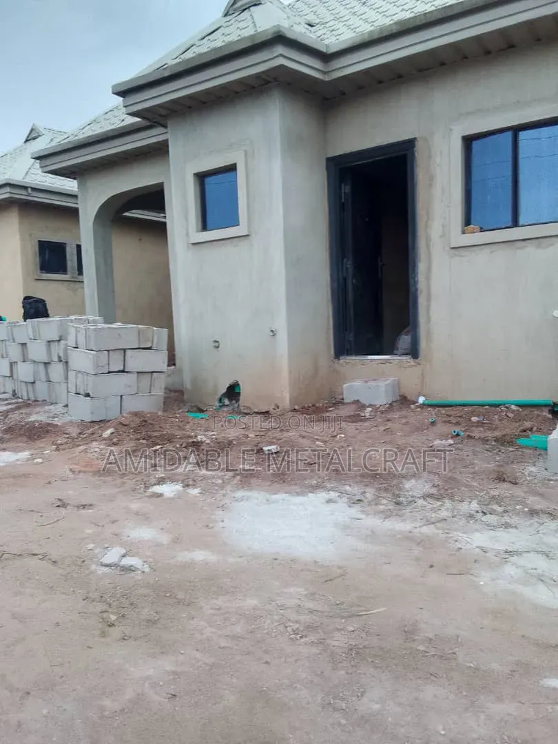 Bricklayer and Masons