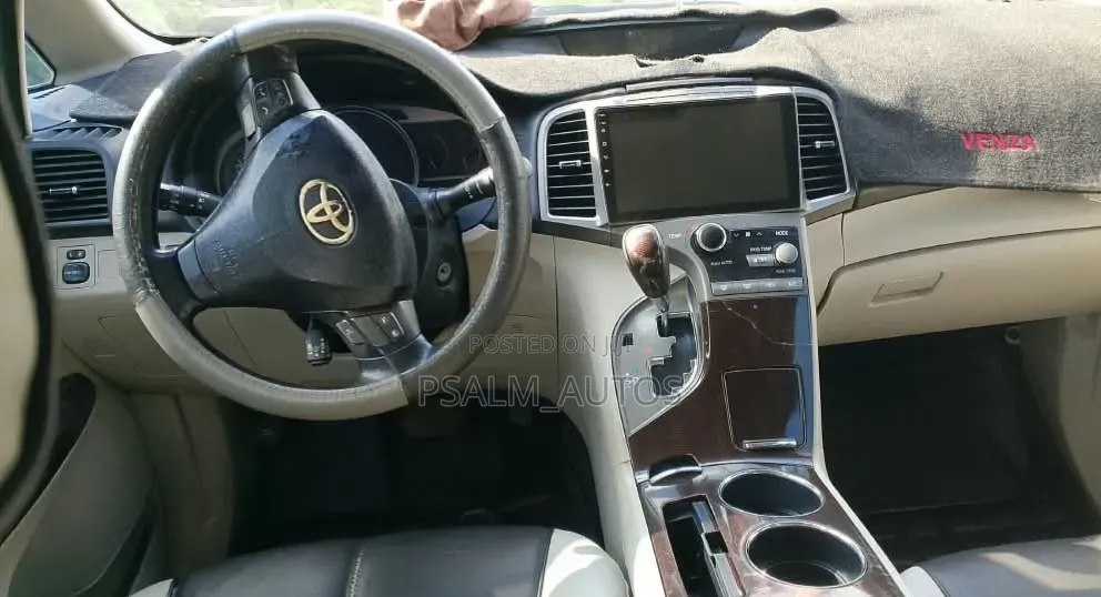Toyota Venza 2010 Black