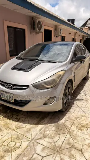 Hyundai Elantra GT 2013 Silver