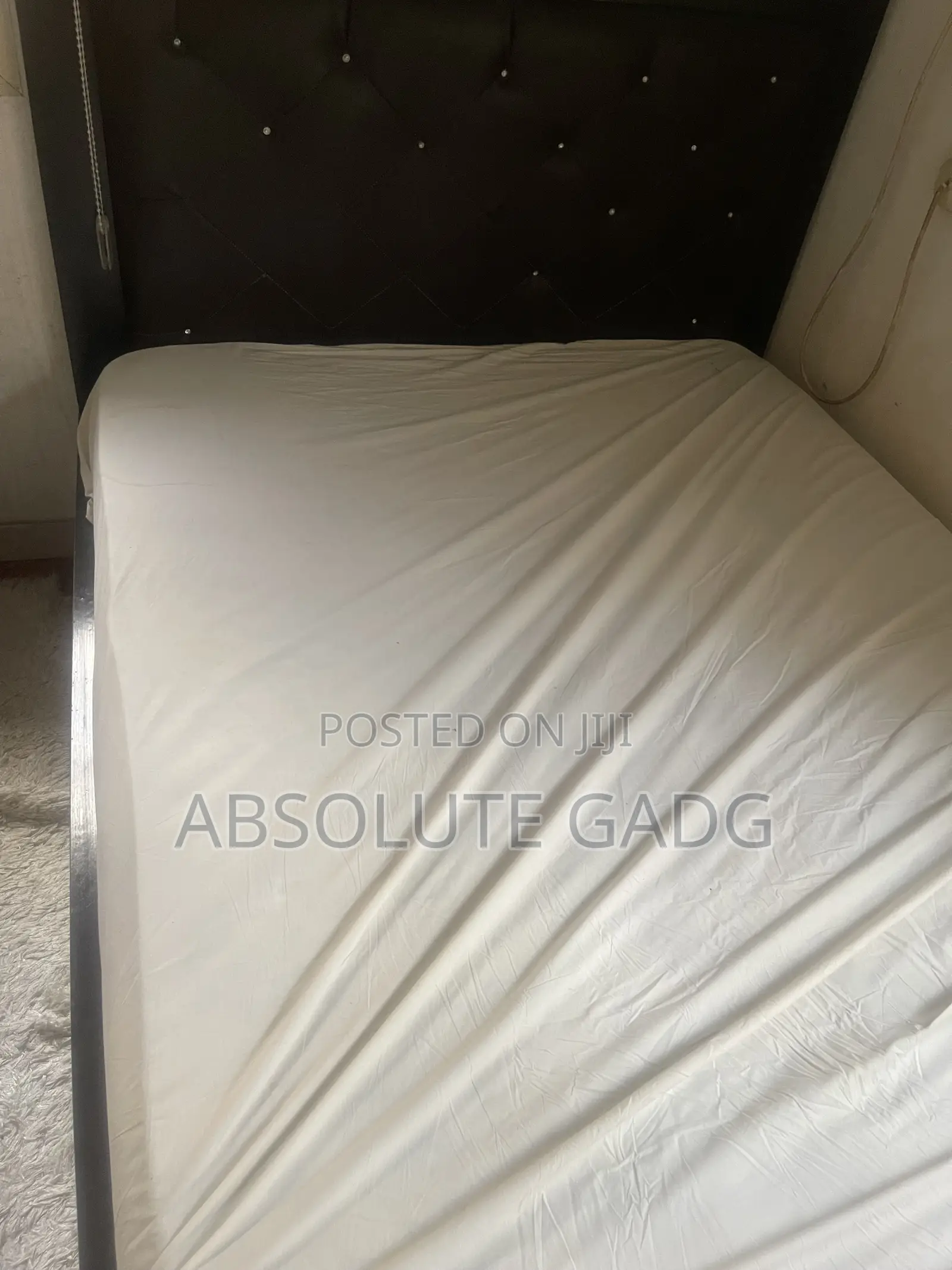 Bed Frame and Matrass