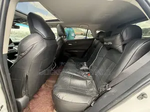 Toyota Venza Limited AWD 2024 White