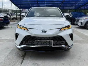 Toyota Venza Limited AWD 2024 White