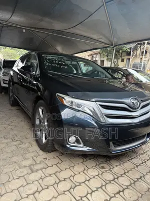 Toyota Venza Limited AWD V6 2013