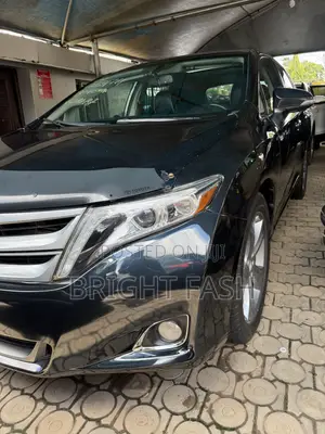 Toyota Venza Limited AWD V6 2013