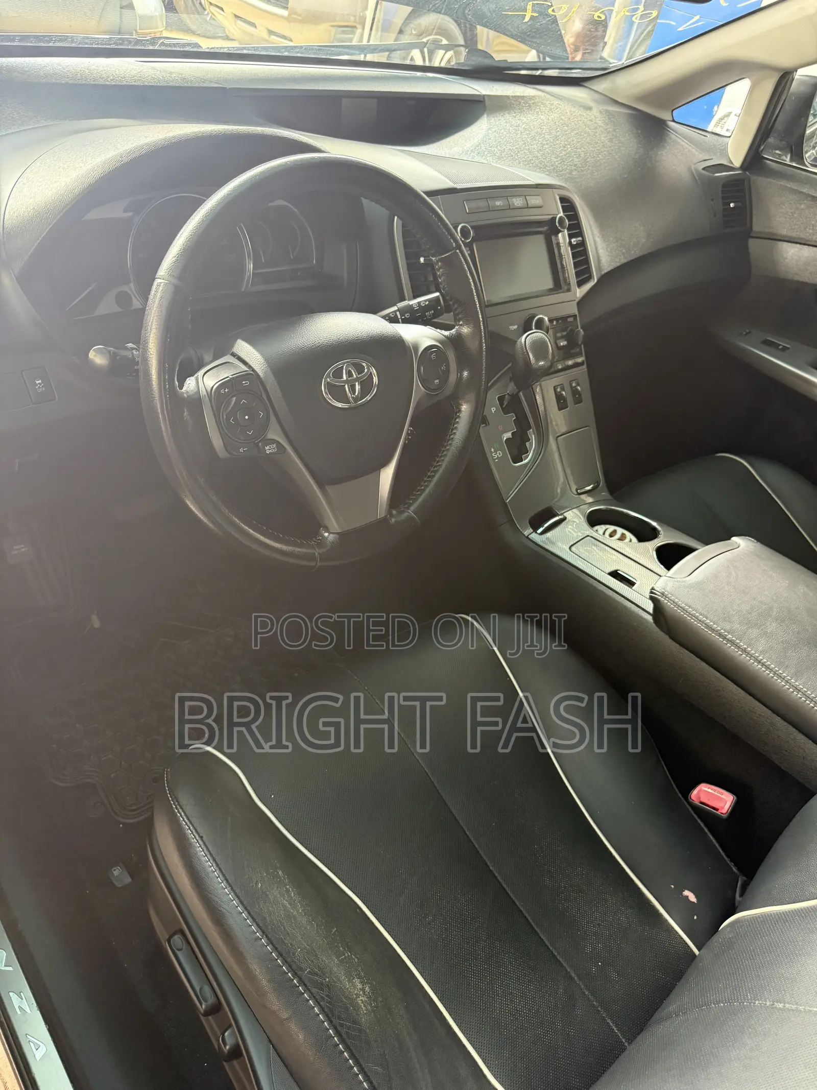 Toyota Venza Limited AWD V6 2013