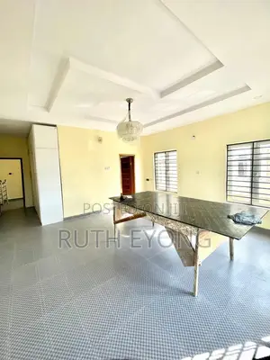 5bdrm Duplex in Ikota Lekk for rent