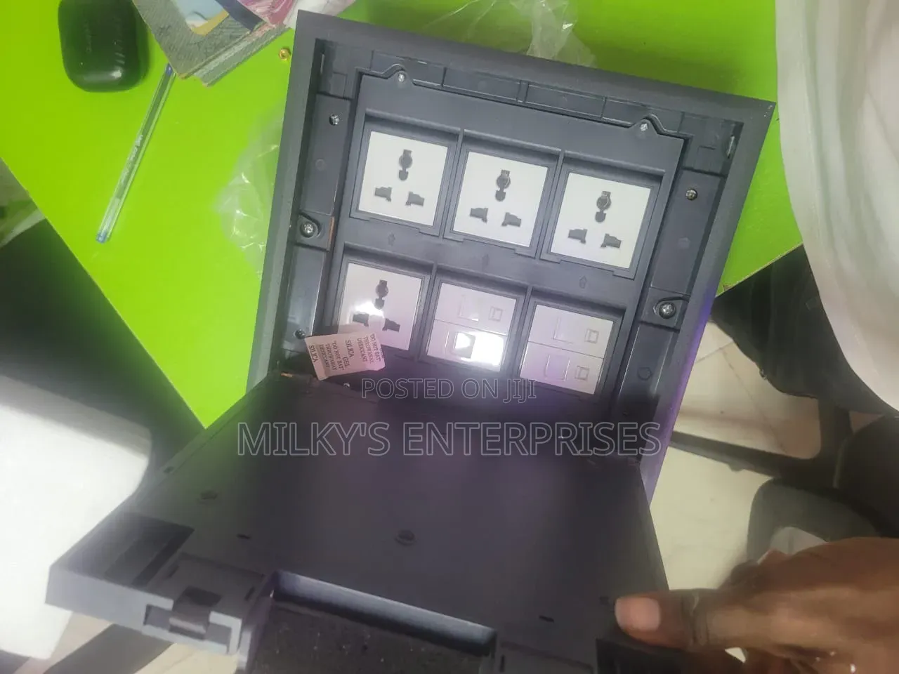 Original Metal Floor Box With 4 Multi Socket and 4 Data.