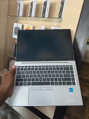 New Laptop HP EliteBook 840 G8 32GB Intel Core i7 SSD 512GB