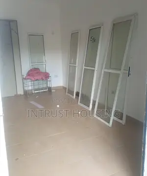 **Shop to Rent at Ifite Rd by Aroma Junction**