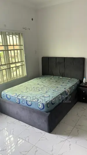 Bedframe and Mattress