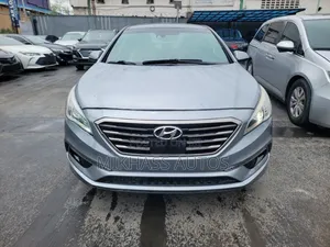 Hyundai Sonata Limited 2.0T 4dr Sedan (2.0L 4cyl Turbo 6A) 2015 Silver