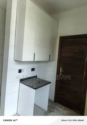 2bdrm Condo in Seagate, Ikate-Elegushi for rent