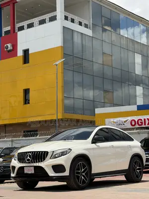 Mercedes-Benz GLE-Class AMG GLE 43 4MATIC 2017 White