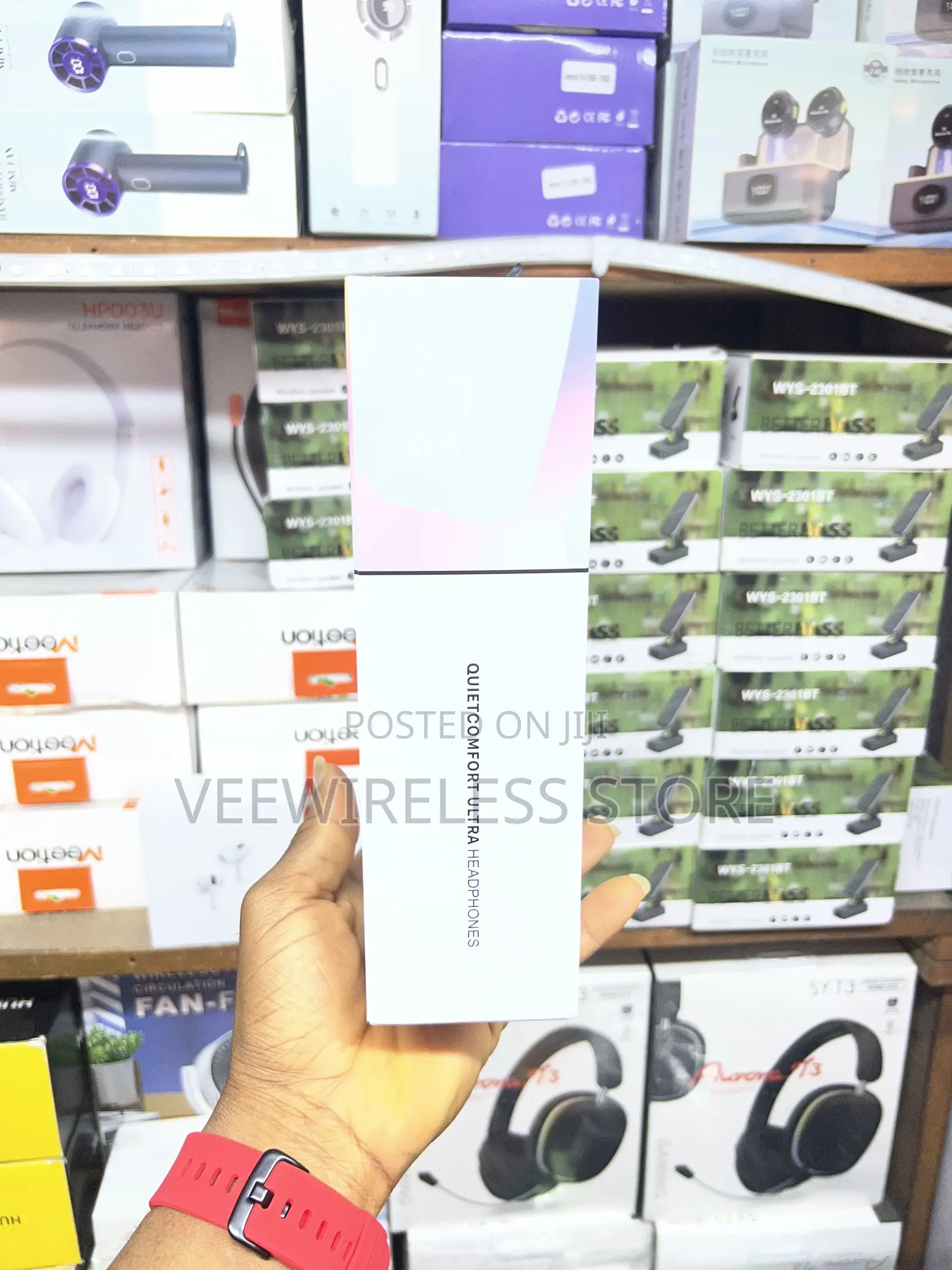 Boss Quietcomfort Ultra Headphone