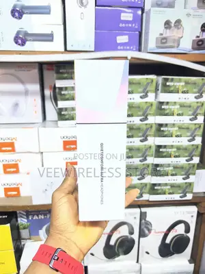 Boss Quietcomfort Ultra Headphone