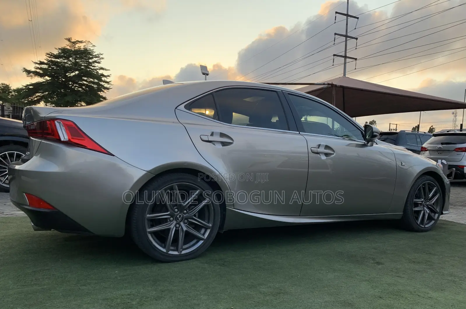 Lexus IS 250 4WD 2015 Gold