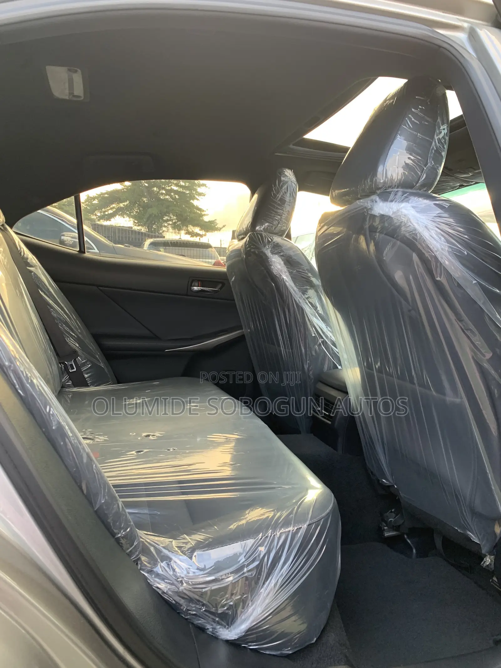 Lexus IS 250 4WD 2015 Gold