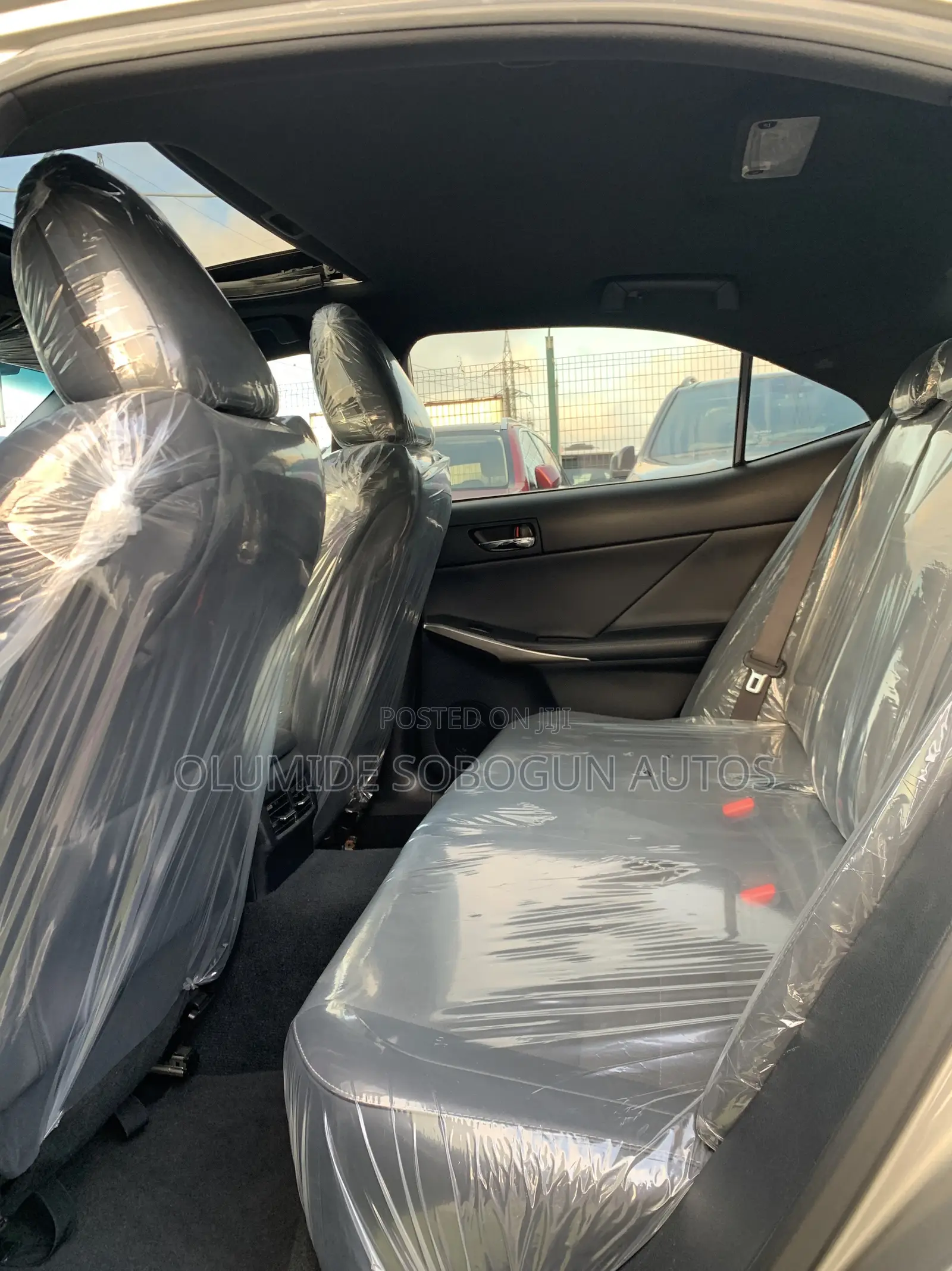 Lexus IS 250 4WD 2015 Gold