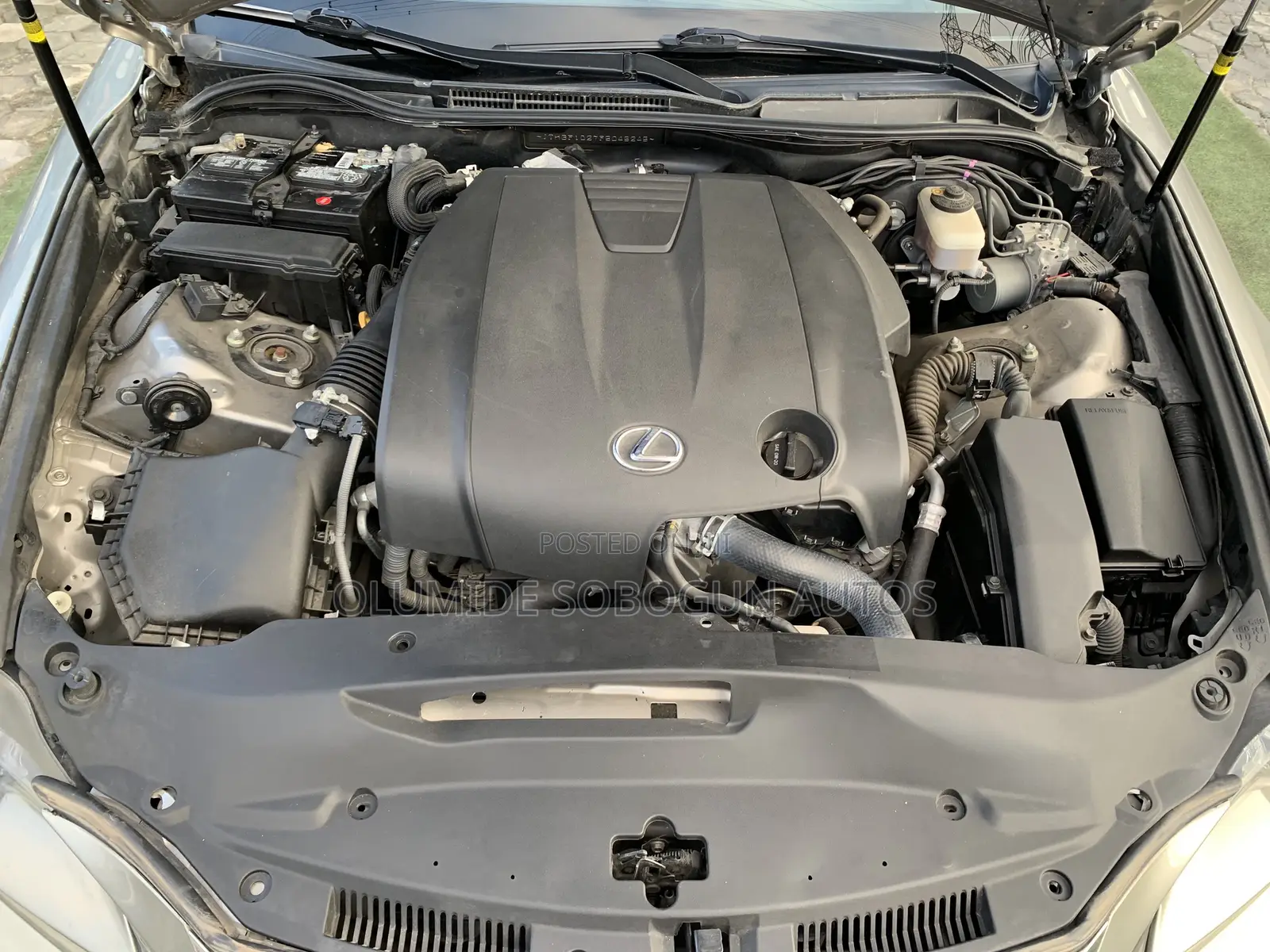 Lexus IS 250 4WD 2015 Gold