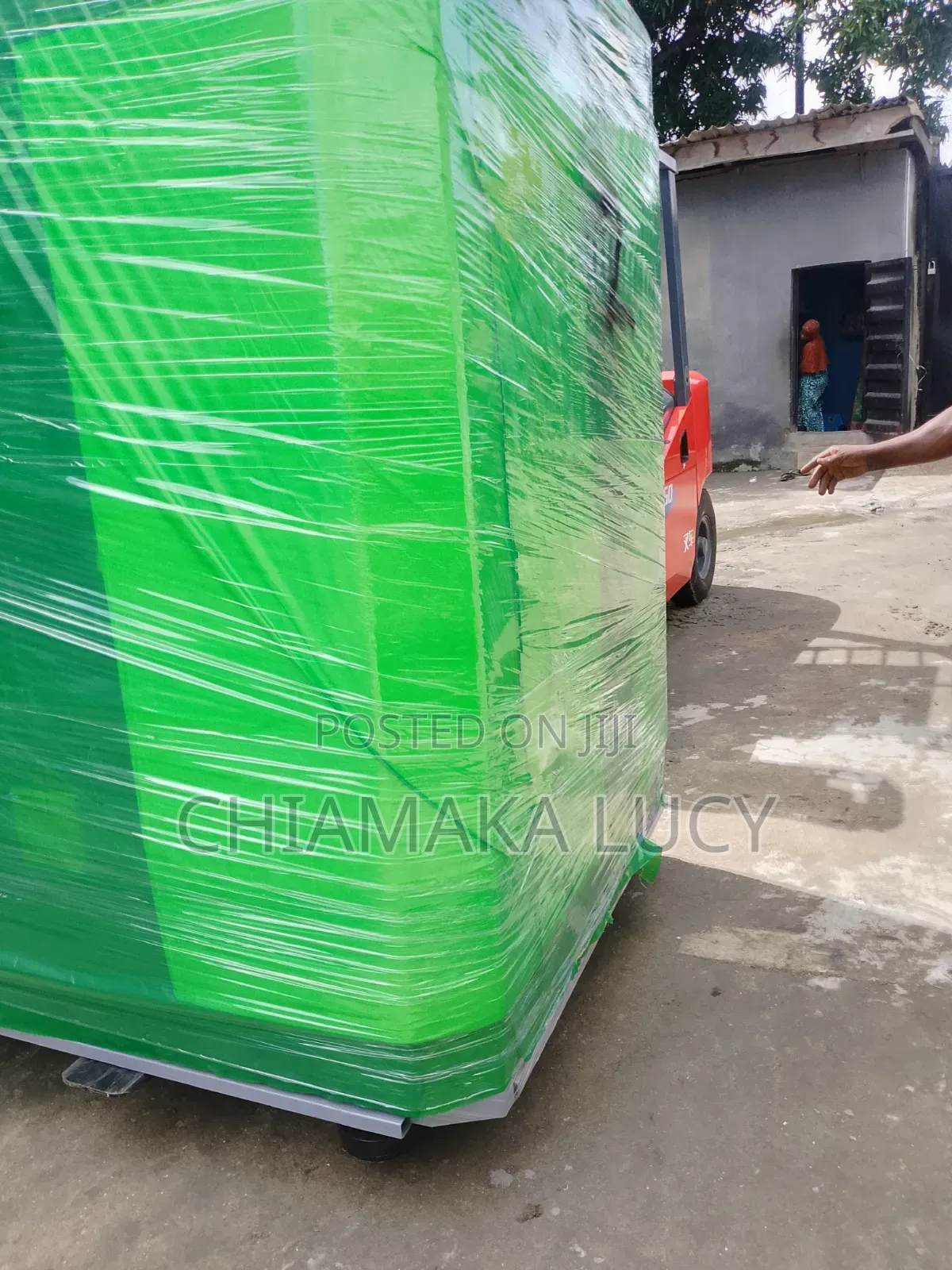 Automatic Pet Bottle Blowing Machine