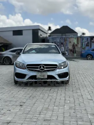 Mercedes-Benz C300 2015 Blue