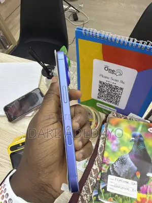 Apple iPhone 16 128 GB Blue