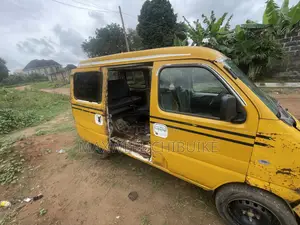 Suzuki Every 2013 Yellow