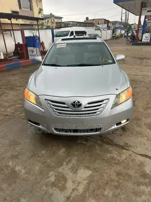 Toyota Camry XLE V6 4dr Sedan (3.5L 6cyl 6AM) 2008 Silver