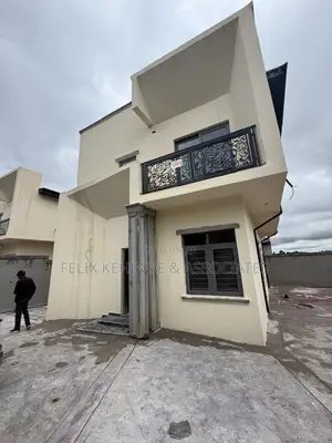 3bdrm Duplex in Jericho for rent