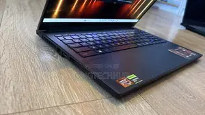 New Laptop MSI Stealth 16 AI Studio 32GB AMD Ryzen 7 SSD 1T
