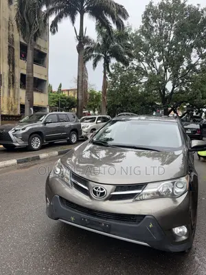 Toyota RAV4 Limited AWD (2.5L 4cyl 6A) 2013 Gray