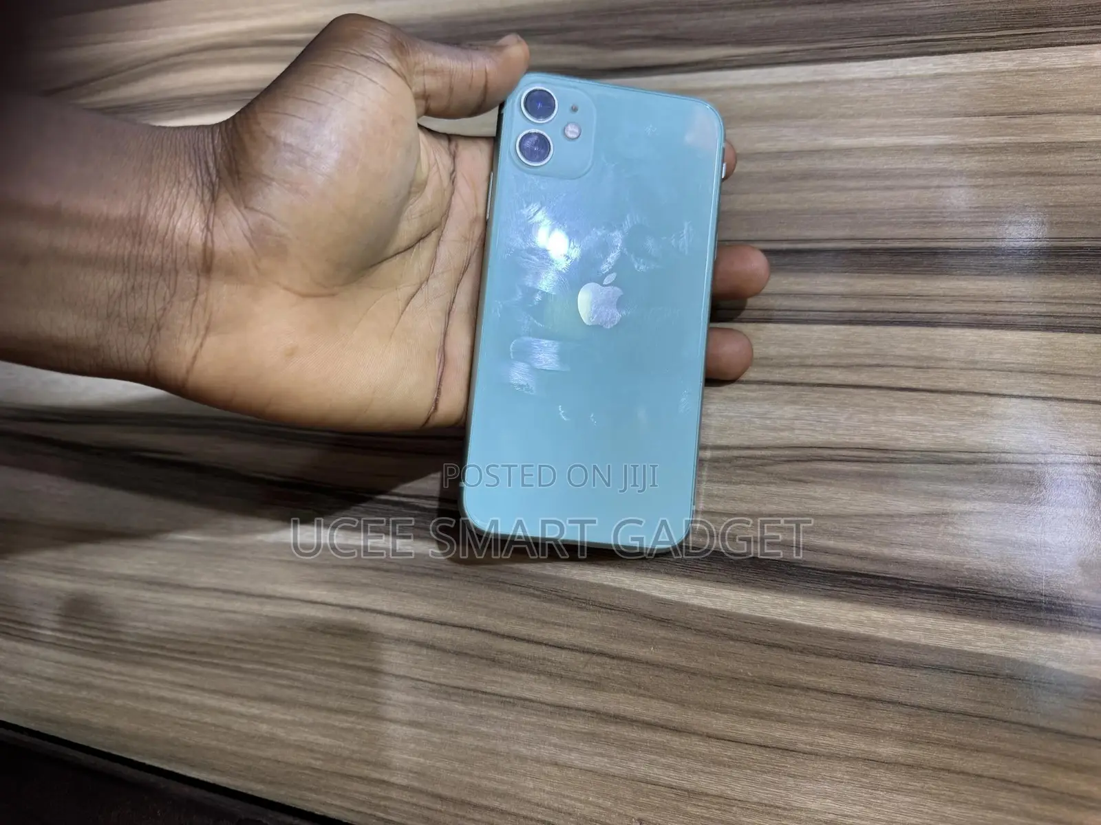 Apple iPhone 11 64 GB Green