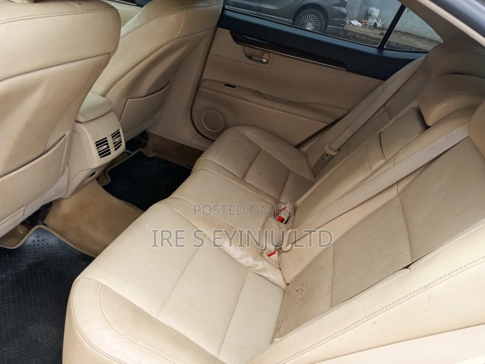 Lexus ES 2013 Gold