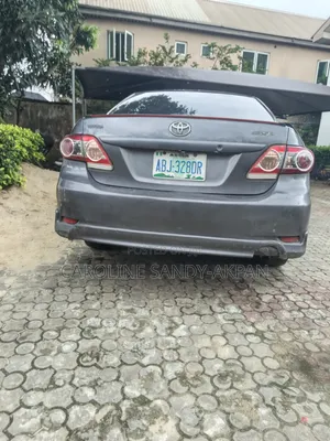 Toyota Corolla 2012 Gray