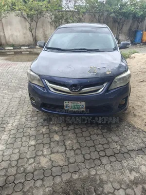 Toyota Corolla 2012 Gray