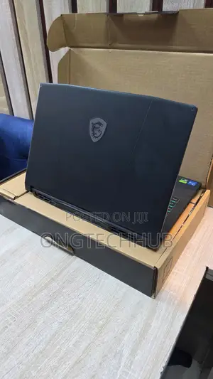 New Laptop MSI Katana 15 32GB Intel Core i7 SSD 1T