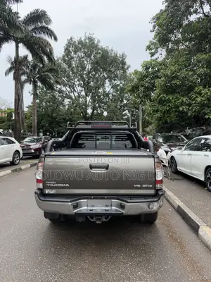 Toyota Tacoma 4dr Double Cab 5.0 ft. SB (2.7L 4cyl 4A) 2014 Gray