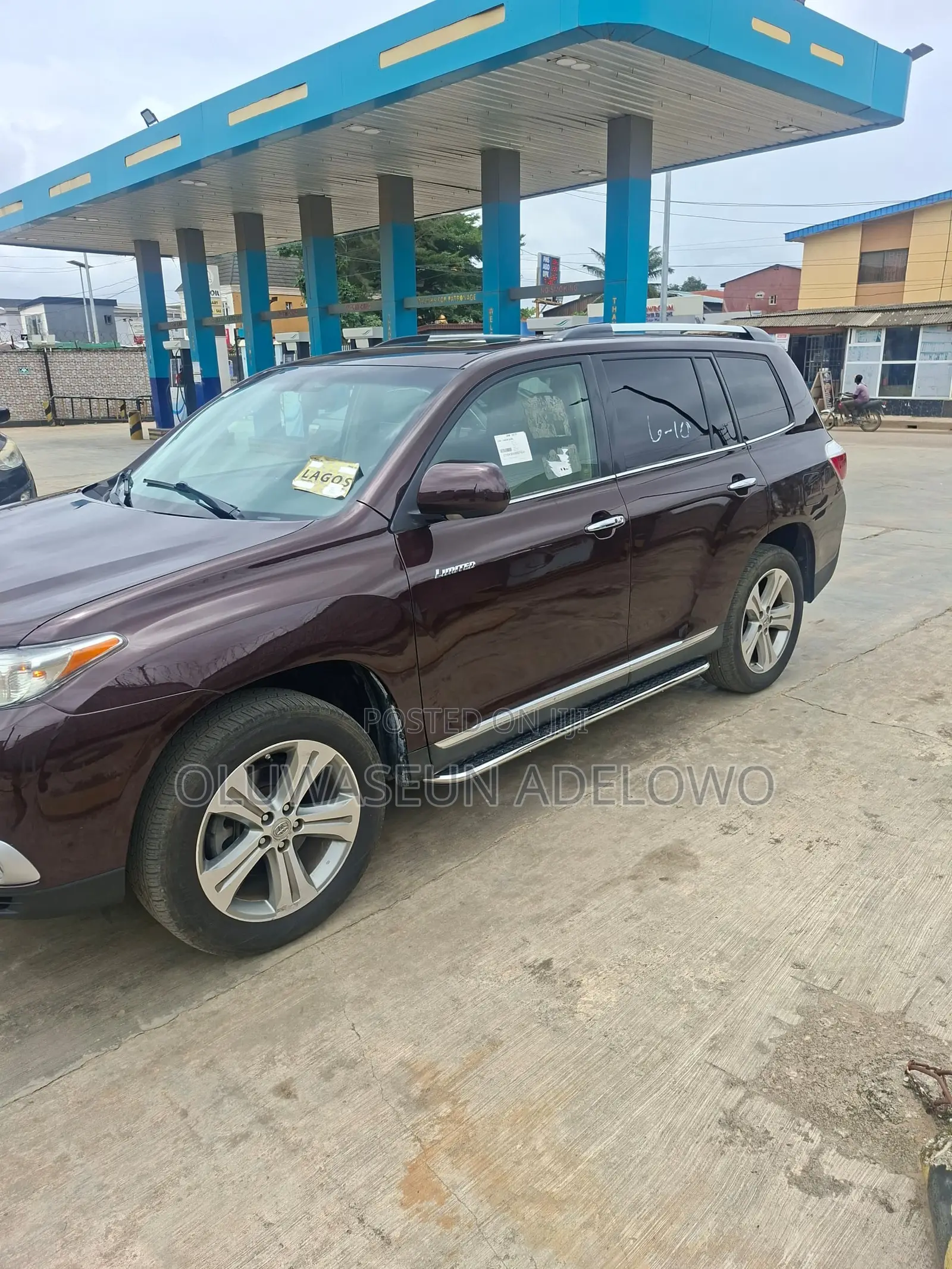 Toyota Highlander Limited 2011 Brown