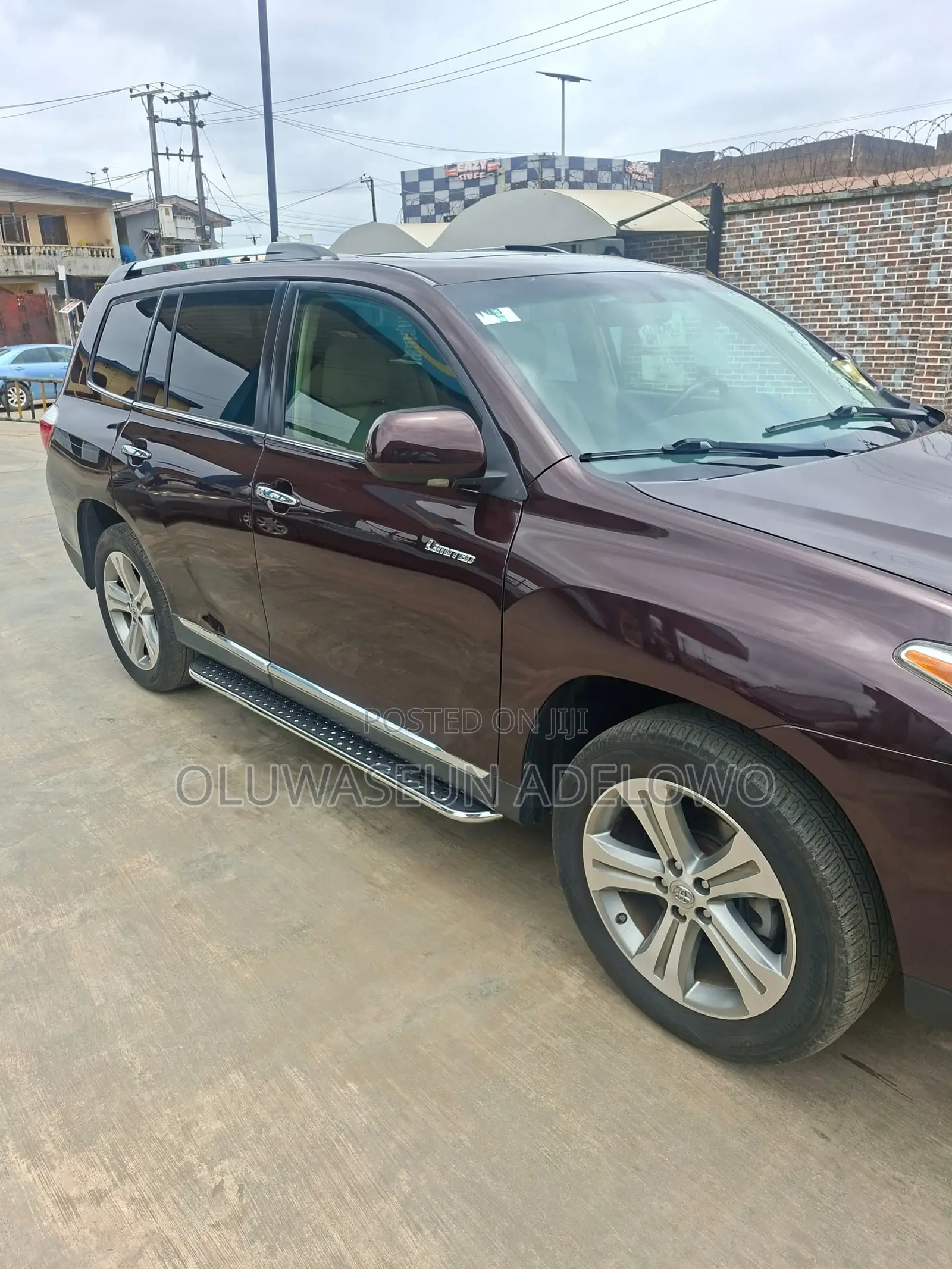 Toyota Highlander Limited 2011 Brown