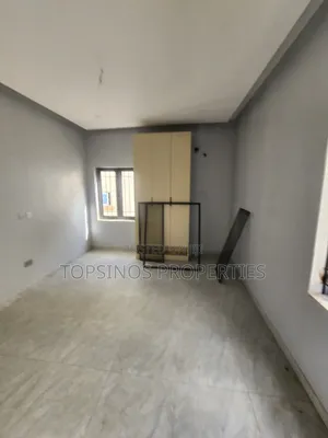 3bdrm Block of Flats in Dawaki for rent