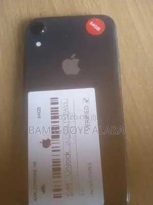 Apple iPhone XR 64 GB Gray