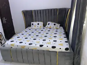 6x6 King Size Bed Frame Foam Mattress for Sale