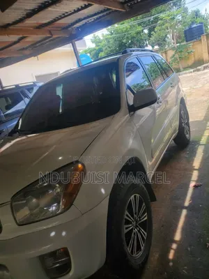 Toyota RAV4 2005 White