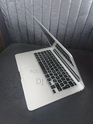Laptop Apple MacBook Pro 2017 8GB Intel Core i5 SSD 1T