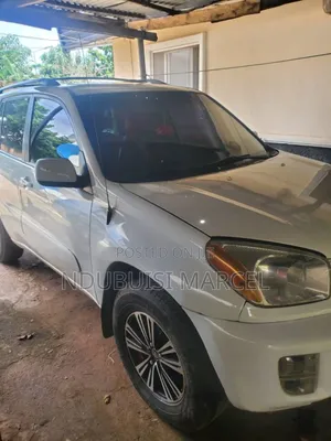 Toyota RAV4 2005 White