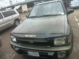 Infiniti QX4 2003 Green