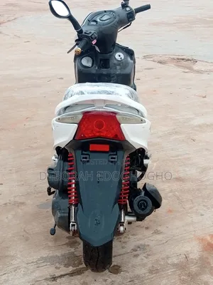 SYM Symnh 2018 White