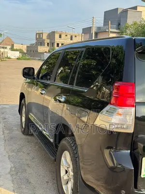 Toyota Land Cruiser Prado 4.0 Petrol TX 2012 Black