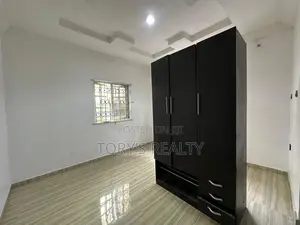 3bdrm Bungalow in Lekki Phase 2 for rent